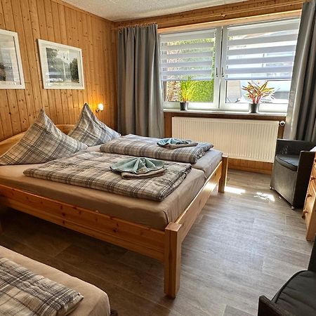 Christels Ferienwohnung 1 In Thale Mit Sonnenterrasse Und Grill Екстериор снимка