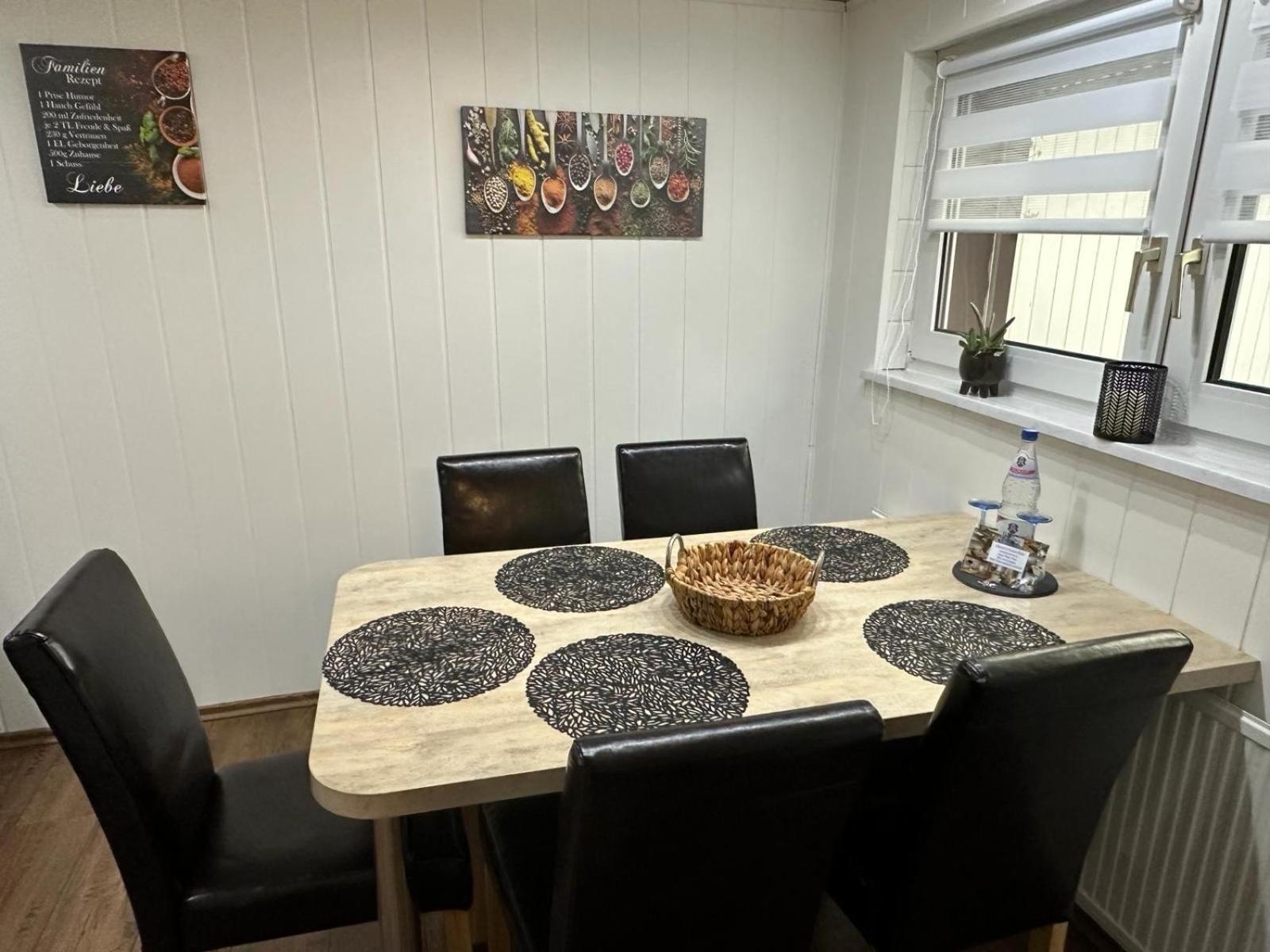 Christels Ferienwohnung 1 In Thale Mit Sonnenterrasse Und Grill Екстериор снимка