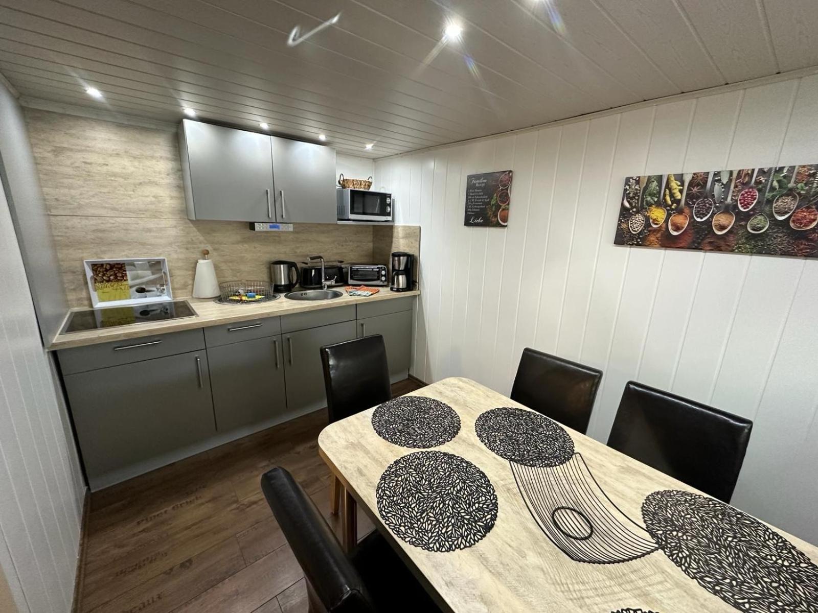 Christels Ferienwohnung 1 In Thale Mit Sonnenterrasse Und Grill Екстериор снимка