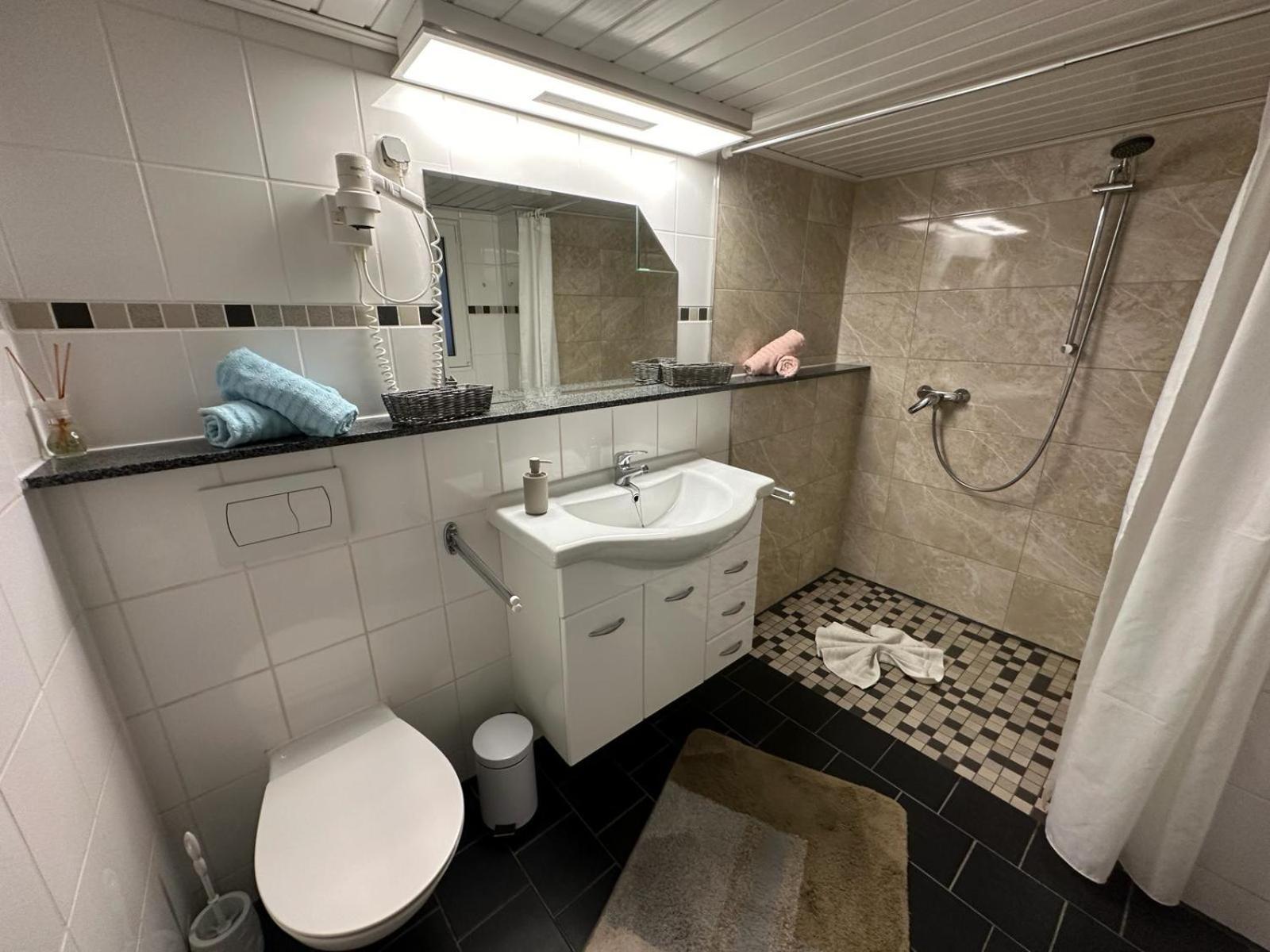 Christels Ferienwohnung 1 In Thale Mit Sonnenterrasse Und Grill Екстериор снимка