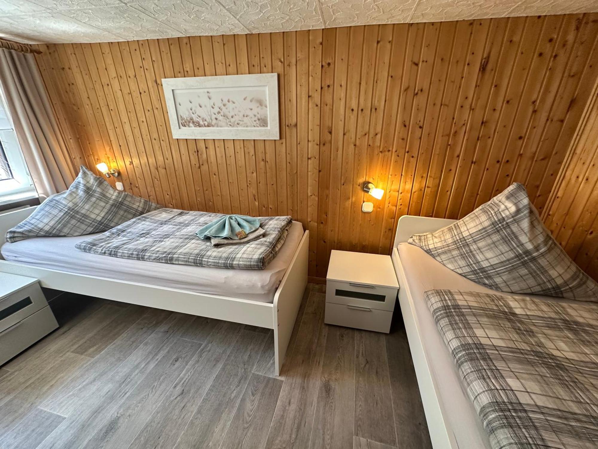 Christels Ferienwohnung 1 In Thale Mit Sonnenterrasse Und Grill Екстериор снимка