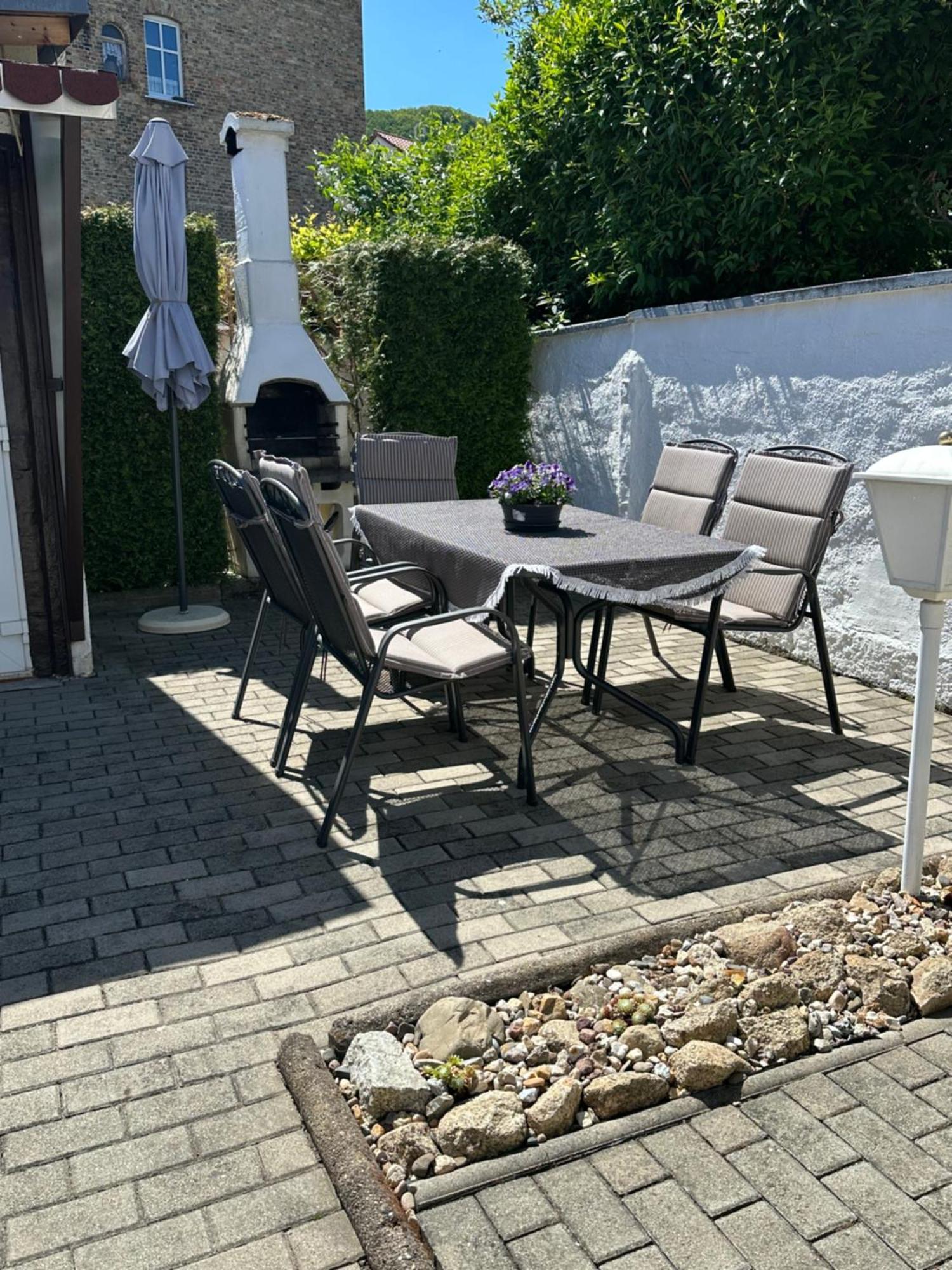 Christels Ferienwohnung 1 In Thale Mit Sonnenterrasse Und Grill Екстериор снимка
